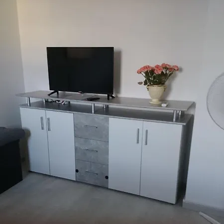 Und Loebau, Stadt- Und Messenah Apartament